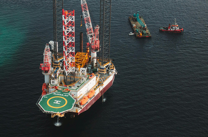 Marine engineering ship